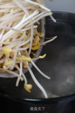 豆芽炖排骨的做法步骤：6