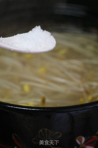 豆芽炖排骨的做法步骤：7