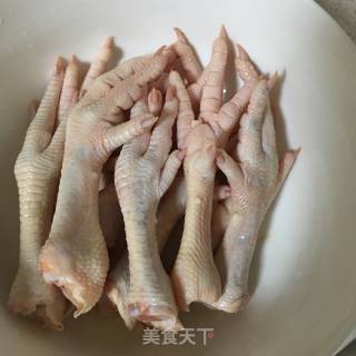 网红柠檬泡鸡脚的做法步骤：1