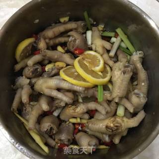 网红柠檬泡鸡脚的做法步骤：12