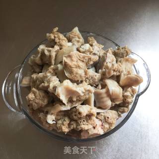 红烧猪肺的做法步骤：1