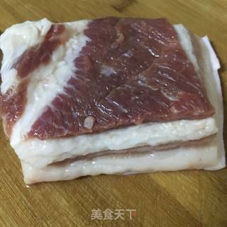 卤肉饭的做法步骤：1