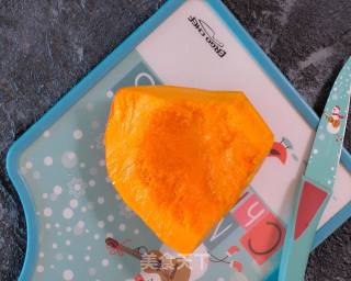 宝宝辅食 香甜美味的南瓜泥的做法步骤：1