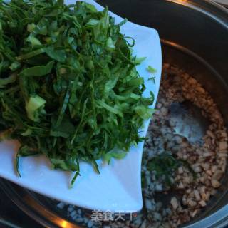 青菜香菇蛋花羹的做法步骤：5