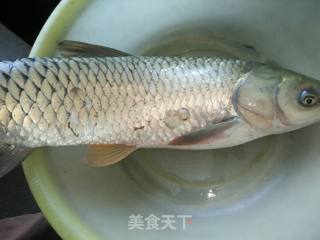 炸鱼块的做法步骤：1