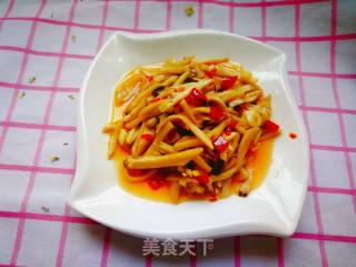泡椒炒杏鲍菇丝的做法步骤：9