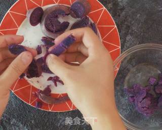 宝宝辅食 富含花青素的紫薯泥的做法步骤：4