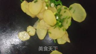 葱香土豆片的做法步骤：5