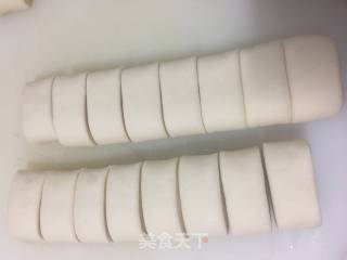 烤箱版花卷的做法步骤：6