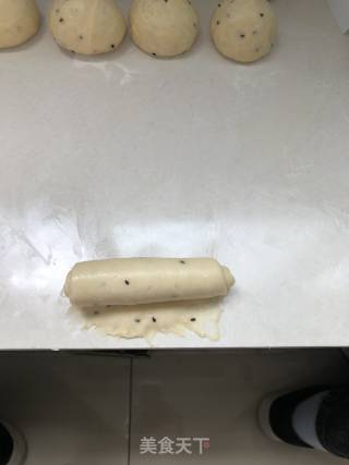 毛毛虫面包的做法步骤：7