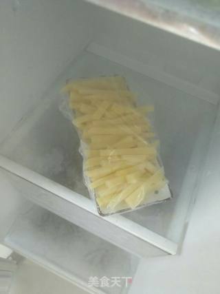 自制薯条????的做法步骤：3