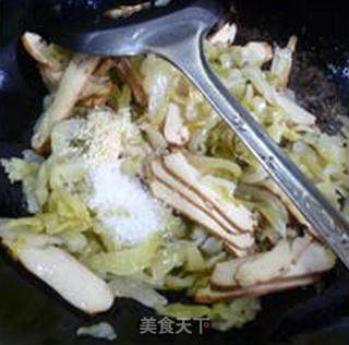香干炒酸菜梗的做法步骤：6
