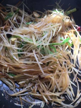 酸辣土豆丝的做法步骤：6
