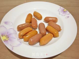 章鱼香肠的做法步骤：1