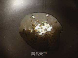 尖椒炒豆腐皮的做法步骤：4