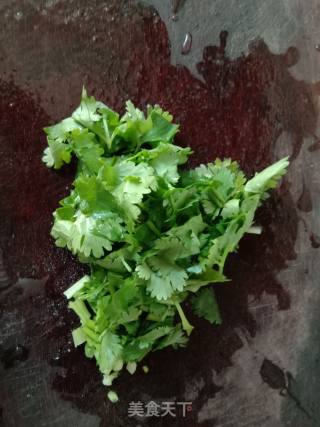 酸辣韭菜面片的做法步骤：8