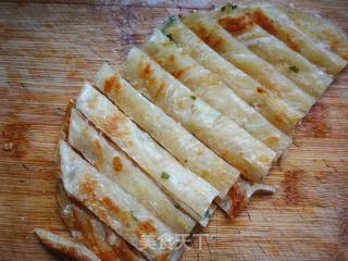 手抓饼拌生菜的做法步骤：2