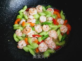 黄瓜虾仁的做法步骤：13