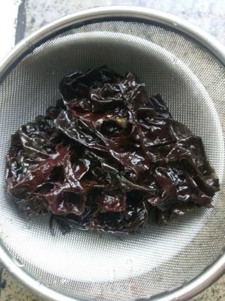 丝瓜紫菜蛋汤的做法步骤：3