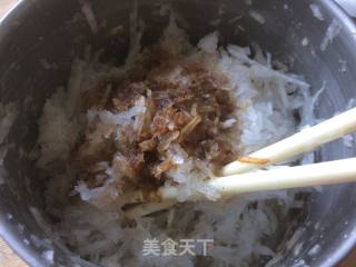 萝卜丝饼的做法步骤：2