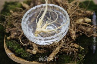 人参枸杞排骨尚汤 强身，补气血，养颜，提高免疫力的做法步骤：1