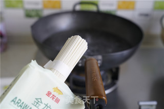 熏鸭拌面的做法步骤：3