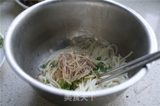 熏鸭拌面的做法步骤：5