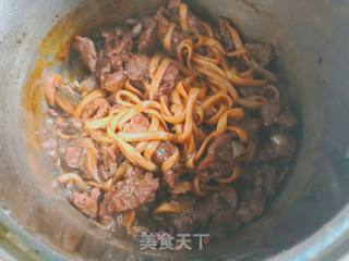 红酒牛肉意面的做法步骤：11
