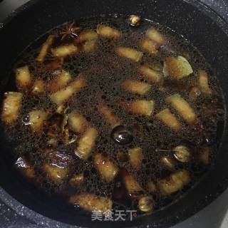 板栗烧肉的做法步骤：4