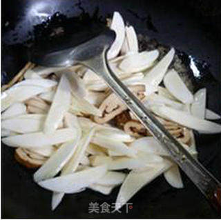 黄花菜香干炒茭白的做法步骤：8