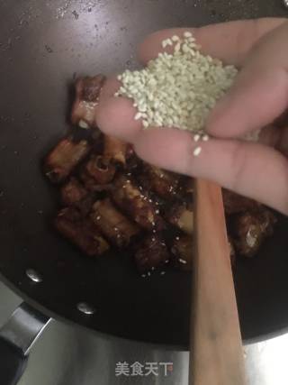 糖醋排骨的做法步骤：9