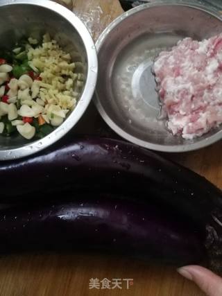 蒜香茄子的做法步骤：1