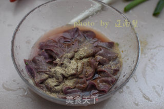 辣椒炒猪肝的做法步骤：4