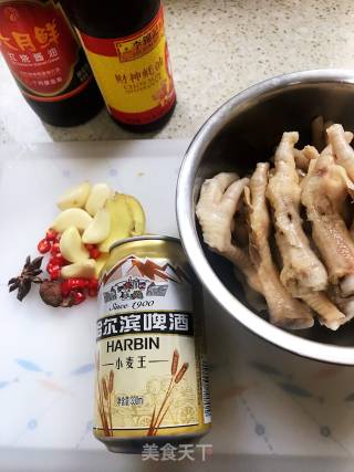 香辣吮指鸡爪的做法步骤：1