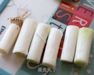 葱姜红糖水（风寒感冒必备）的做法步骤：1