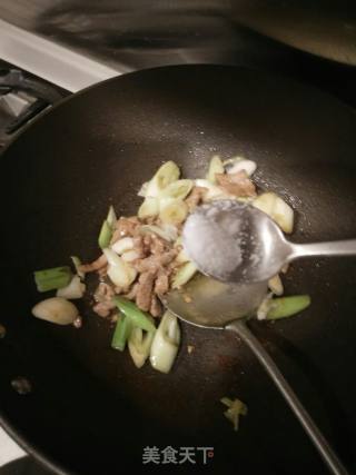 大葱炒肉的做法步骤：10
