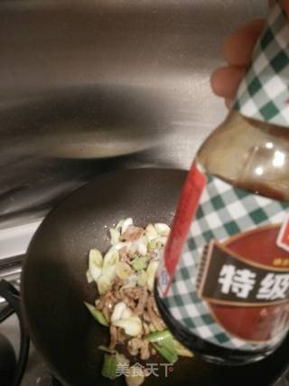 大葱炒肉的做法步骤：11