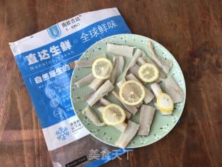 香煎柠香鳕鱼配蔬果沙拉的做法步骤：4