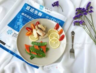 香煎柠香鳕鱼配蔬果沙拉的做法步骤：8