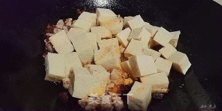 红烧冻豆腐的做法步骤：7
