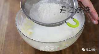 枣泥酥卷的做法步骤：11