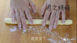 枣泥酥卷的做法步骤：13