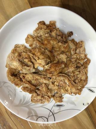 海蟹酱炒鸡蛋的做法步骤：8