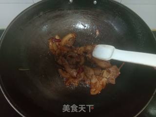 香菜炒猪鼻的做法步骤：8