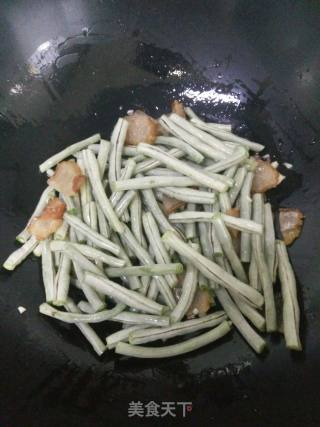 豇豆焖面的做法步骤：11