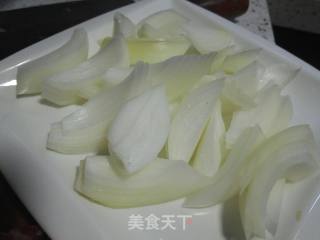 洋葱炒肉片的做法步骤：1