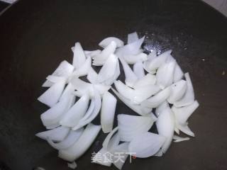 洋葱炒肉片的做法步骤：3