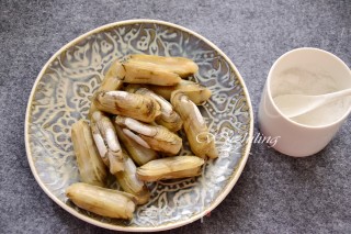 盐焗蛏的做法步骤：2