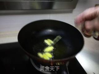 红烧鲫鱼的做法步骤：5
