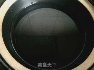 蜜薯红糖小米粥的做法步骤：2